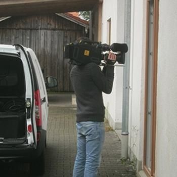 Kameramann vom ARD - Beitrag zur Handwerker Notdienst